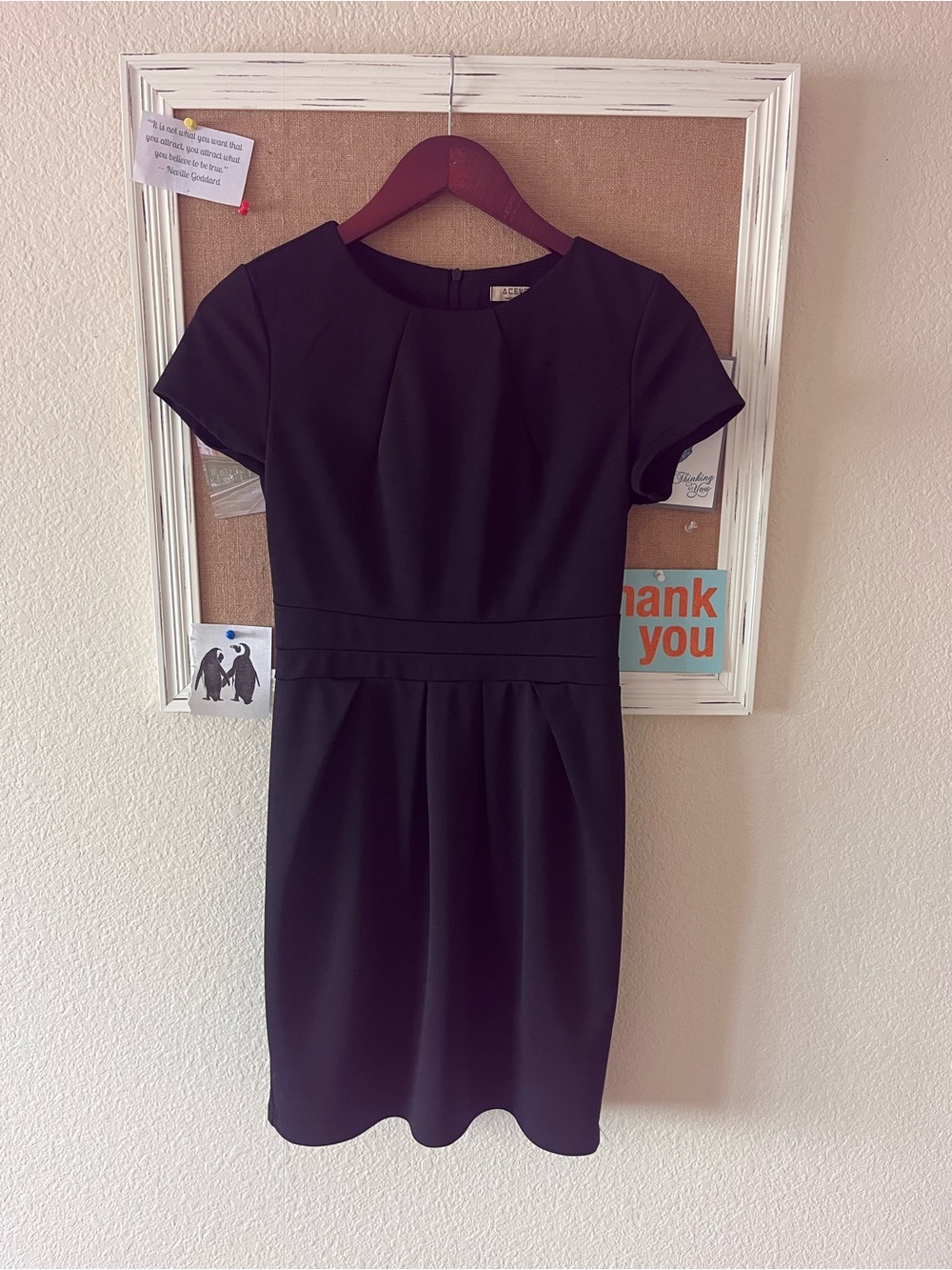 Acevog Black Short Sleeve Pleated Waist Sheath Dress